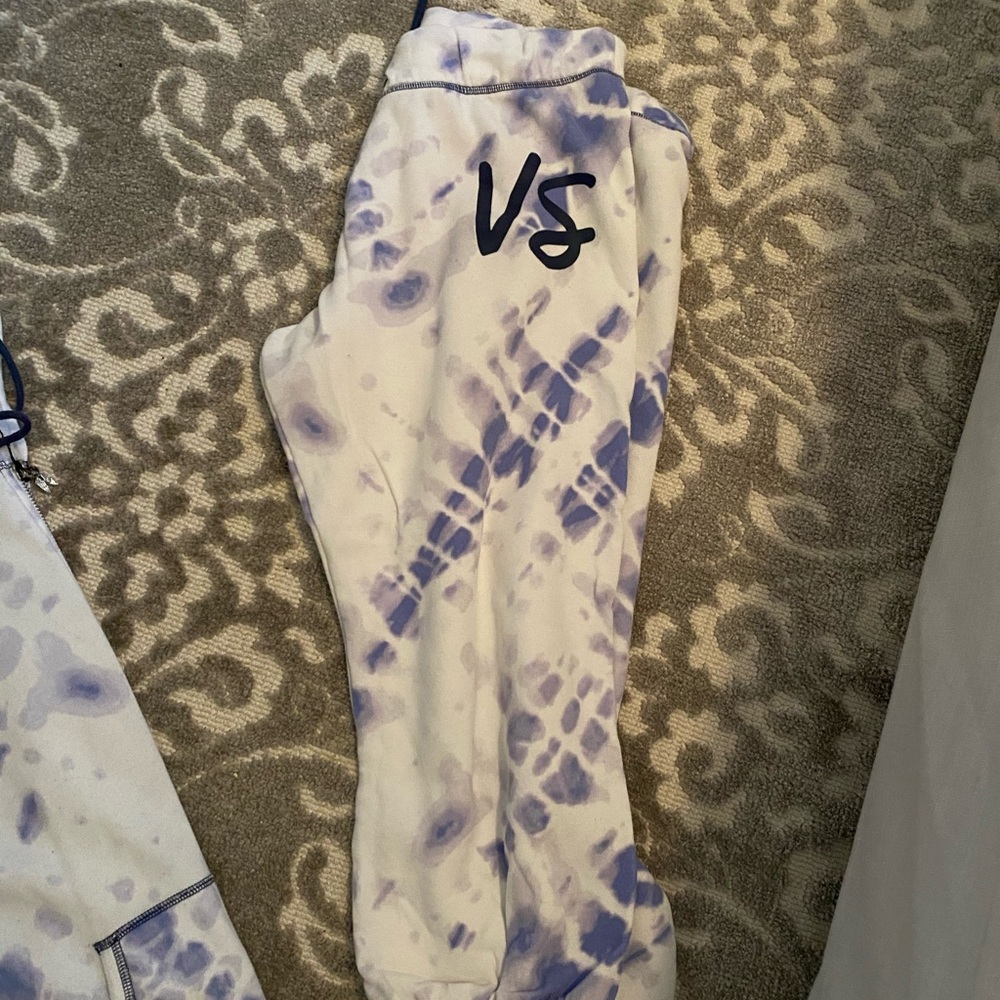 Victoria’s Secret tie dye sweat suit set